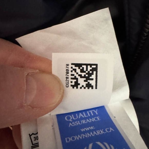 Canada Goose Arosa Parka Black Label in Navy - Picture 16 of 16